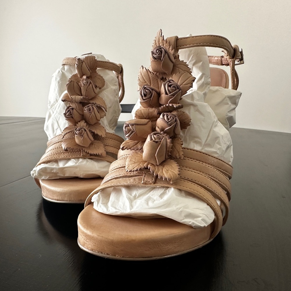 Donald J Pilner Shoes